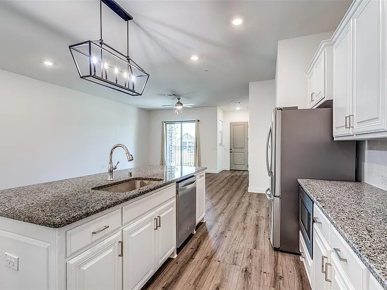 3930 Dalea Dr — Photo 5