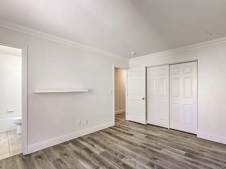 1425 Bow Creek Ct — Photo 27