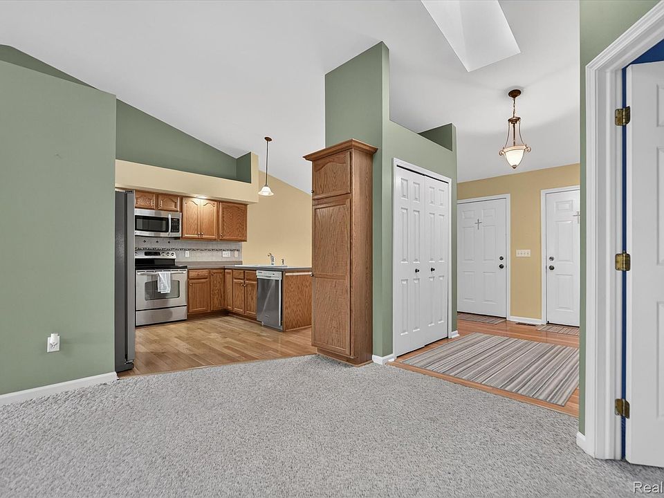 205 Addison Cir, photo 10