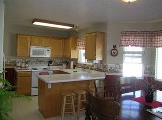 9224 S Uinta Hills Dr, West Jordan, UT 84088