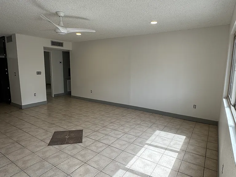 8130 N 33rd Dr #2 — Photo 3