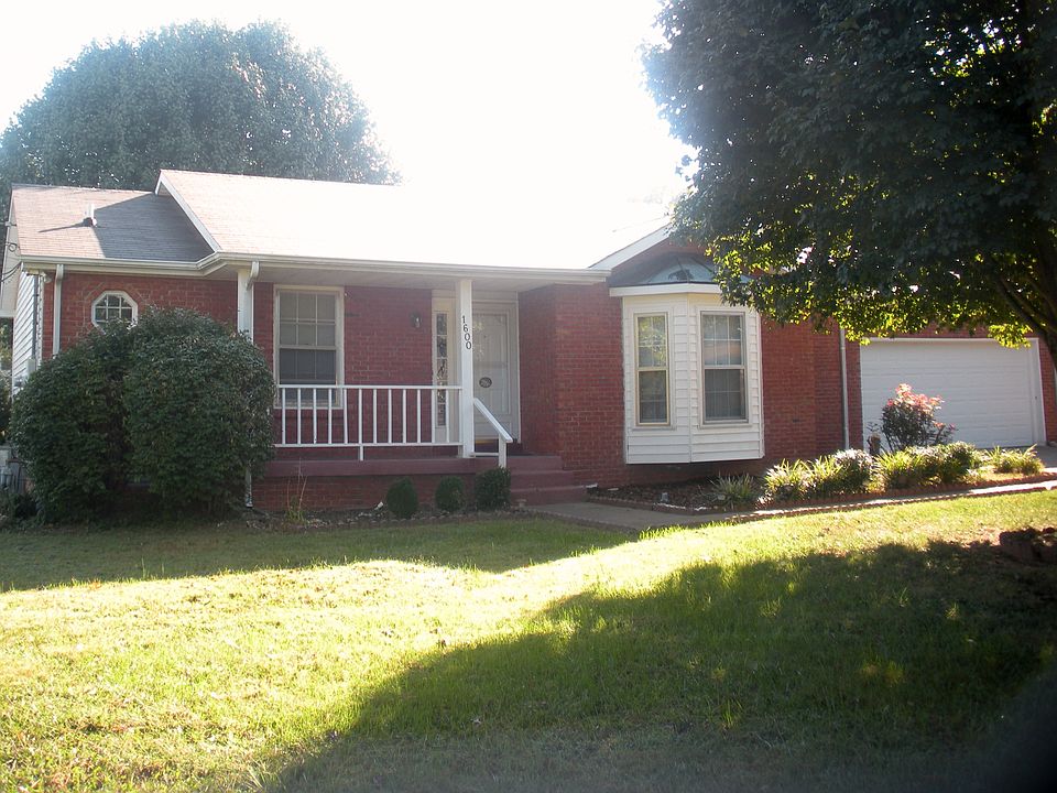 1st image of 1600 Samuel Dr