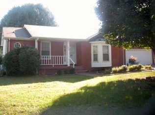 1600 Samuel Dr, Clarksville, TN 37043
