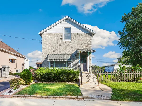 331 E 22nd St, Chicago Heights, IL 60411