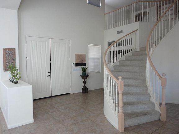 2nd image of 3227 W Knudsen Dr