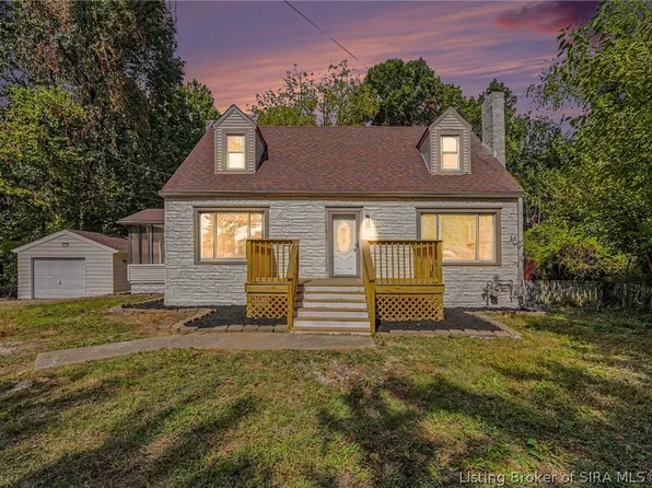 214 N Oak Street, Clarksville, IN 47129