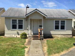 2223 1/2 Sumner Ave, Hoquiam, WA 98550