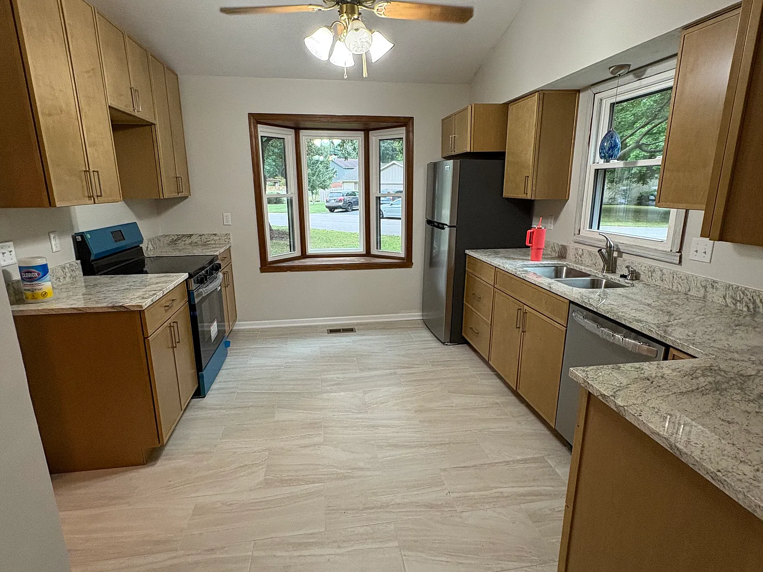 3 bed, 1600 sqft, $2,850 — Photo 4