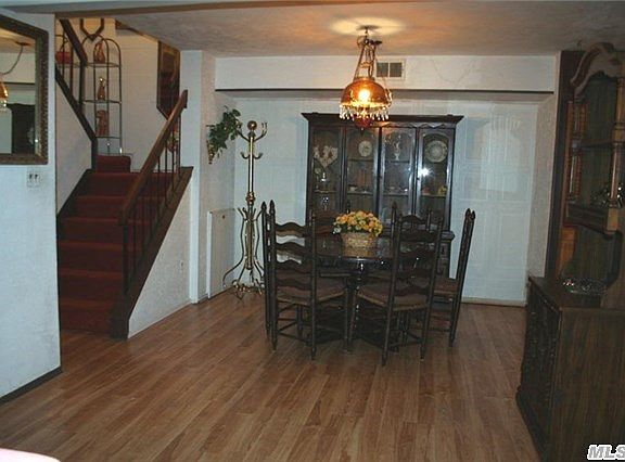 5th image of 80 Feller Dr