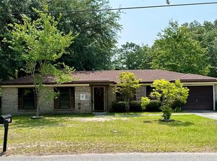 814 Lakeview Ct, Hinesville, GA 31313