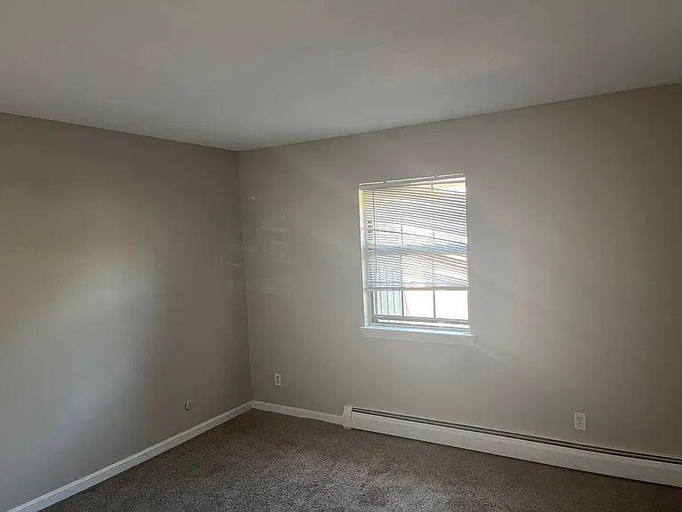 549 Russell Rd #12C — Photo 5