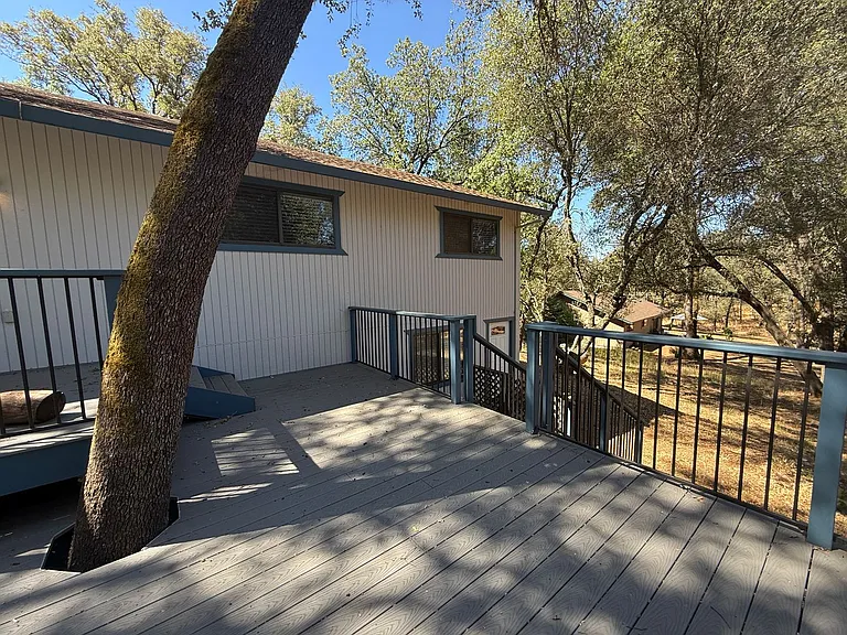 4161 Helen Ln — Photo 21