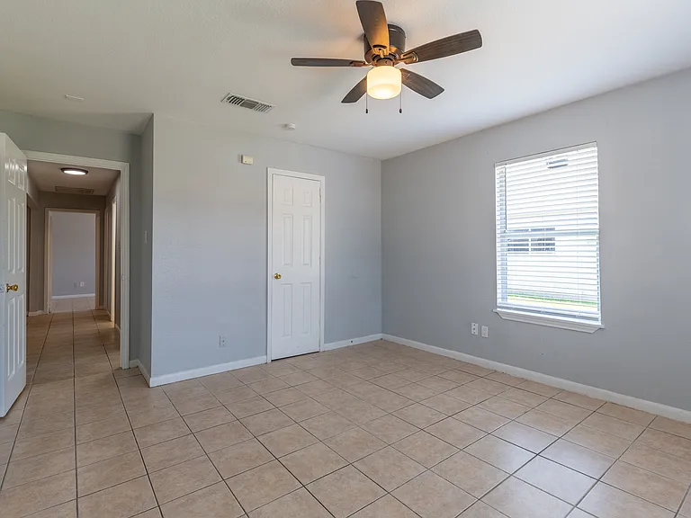 7642 Oak Chase — Photo 6