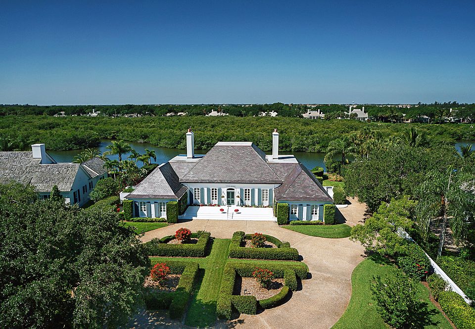 1st image of 341 Island Creek Dr