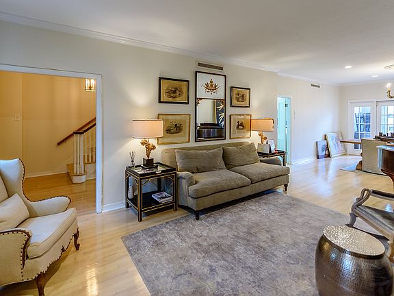 2nd image of 19 Dudley Sq