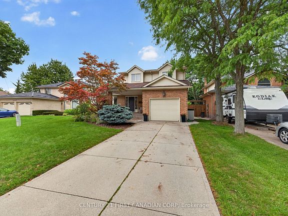 2nd image of 603 Country Club Mews