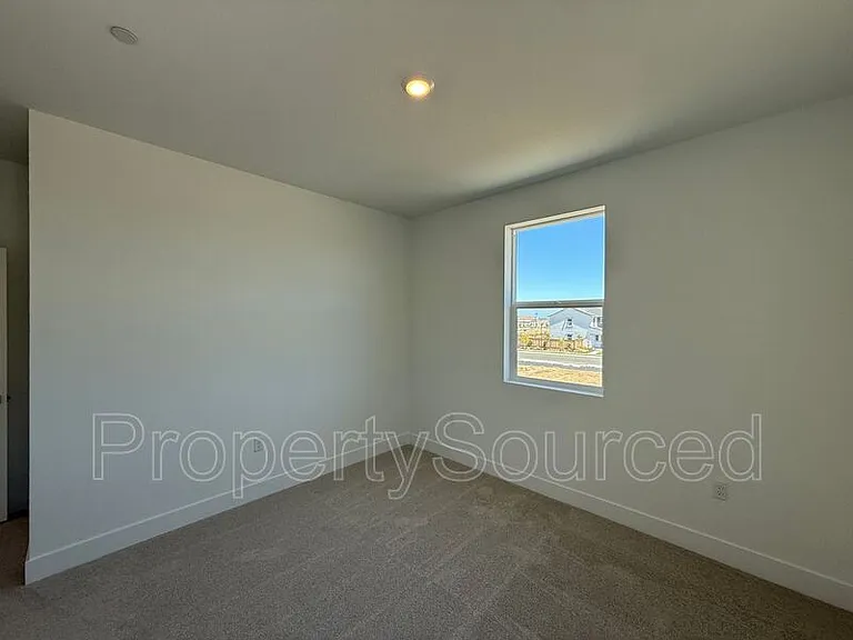 1336 N Martorella Ave — Photo 62