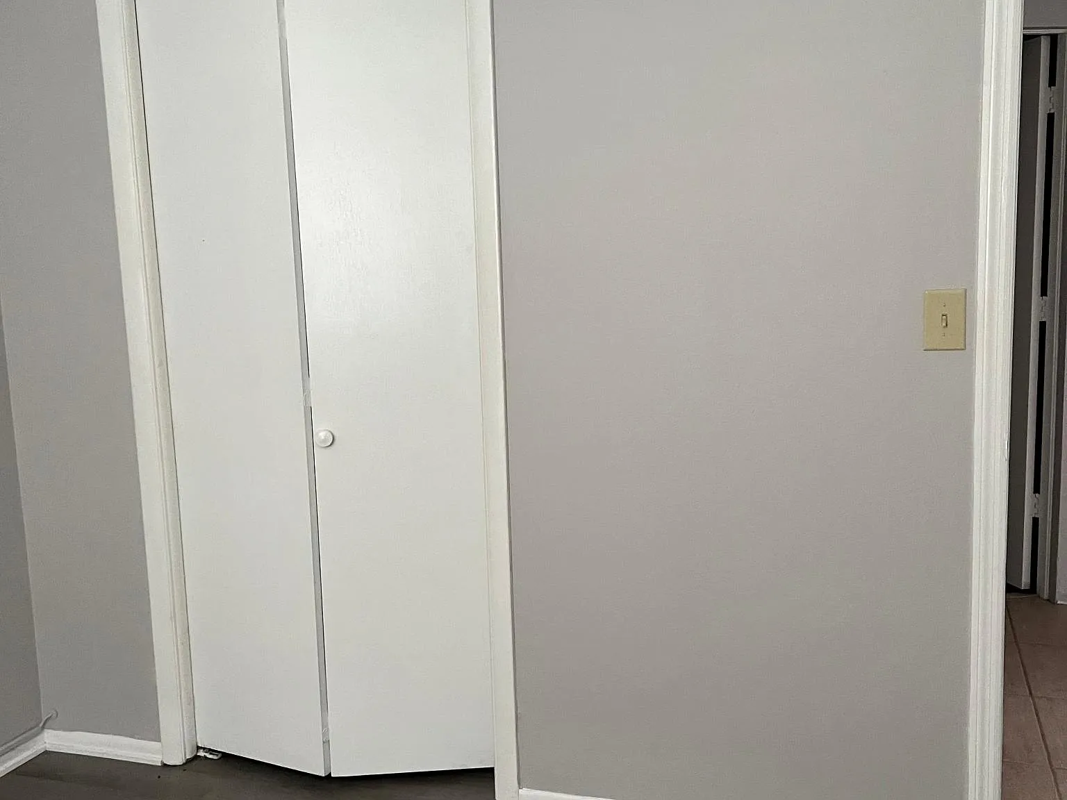 2 bed, 600 sqft, $2,000 — Photo 2