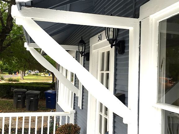 4th image of 501 E Huisache Ave