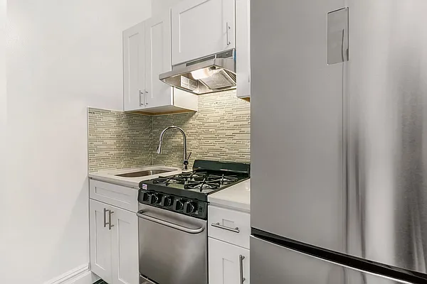 Rented by Compass | media 35