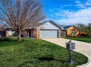 11600 Glade Ave, Oklahoma City, OK 73162