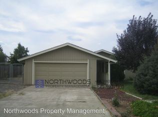 1615 Valley View Dr, Medford, OR