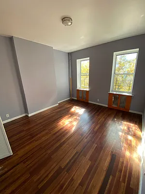 Rented by Nooklyn NYC LLC | media 14