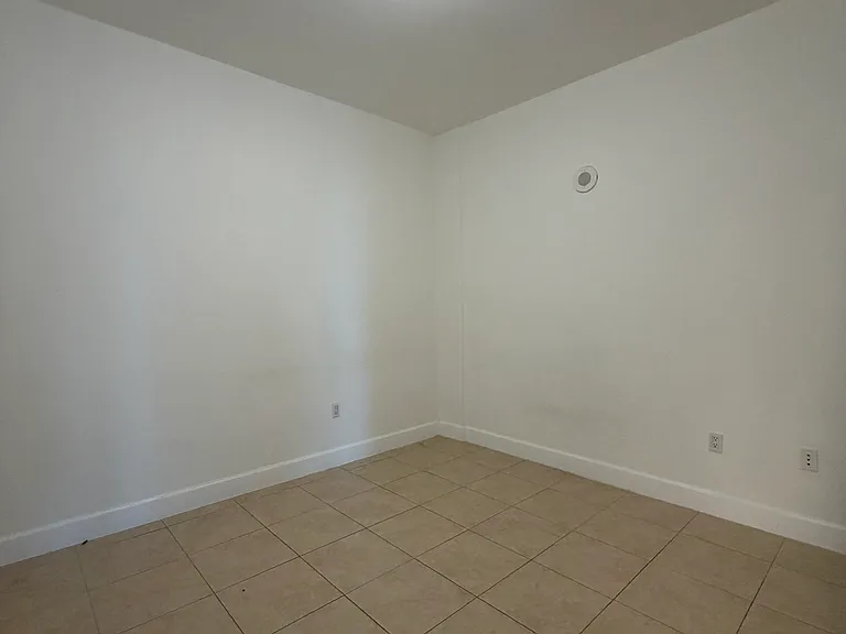 3030 NE 188th St #509 — Photo 20