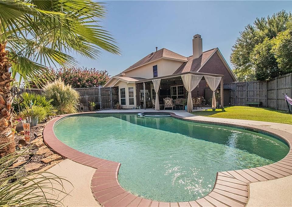 1st image of 2917 Periwinkle Ct