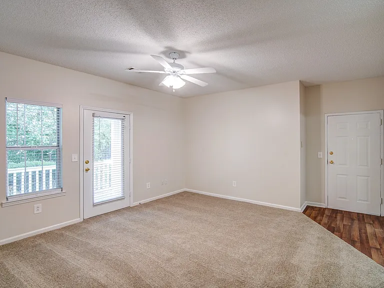 Bristol Park Apartment Homes — Photo 33