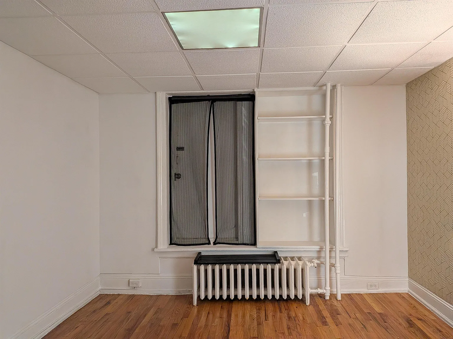 1 bed, 1.0 bath, $2,600 — Photo 3