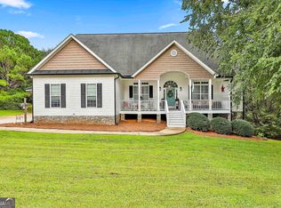 20 Ol Blues Point, Newnan, GA 30263