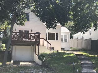 4330 E Lake Shore Dr, Wonder Lake, IL