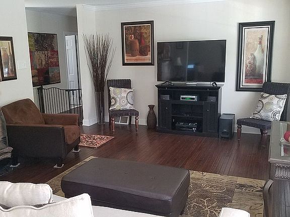 Living Rm