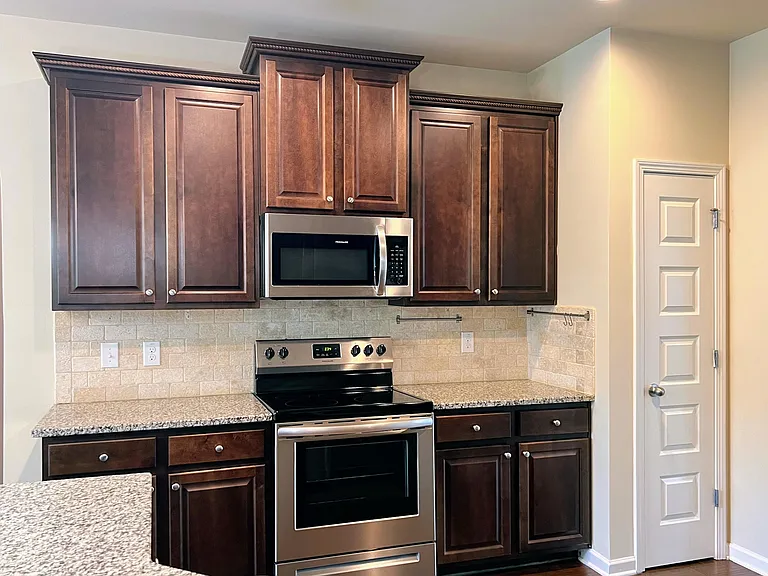 5022 Vine Ln — Photo 13