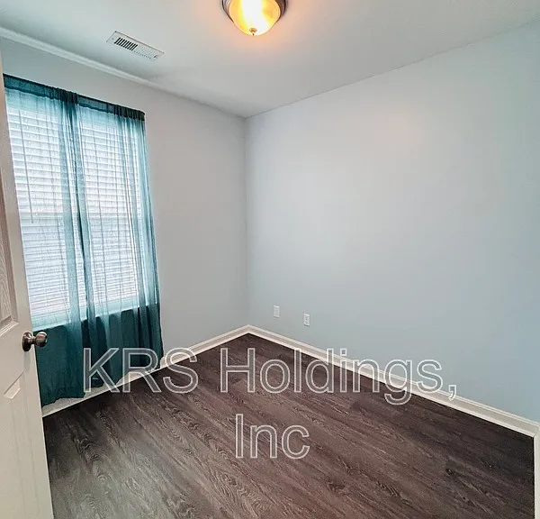7032 Wytheville Cir — Photo 42