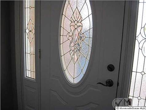 5th image of 146 Chesterfield Ln