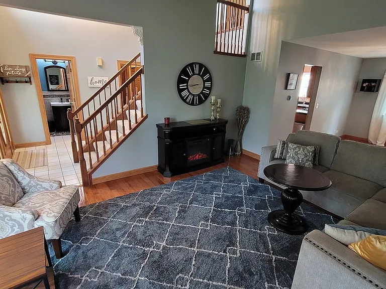 3885 Thornberry Way — Photo 30