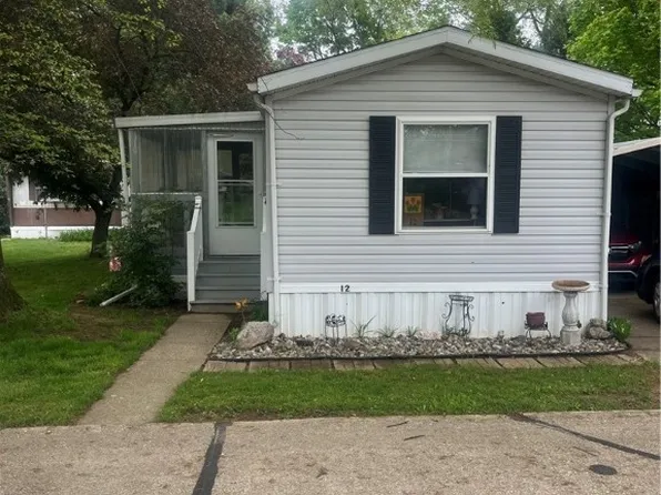 110 NW Lebanon Rd #12, Dalton, OH 44618