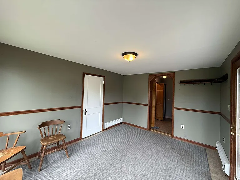 1507 Moore St — Photo 7