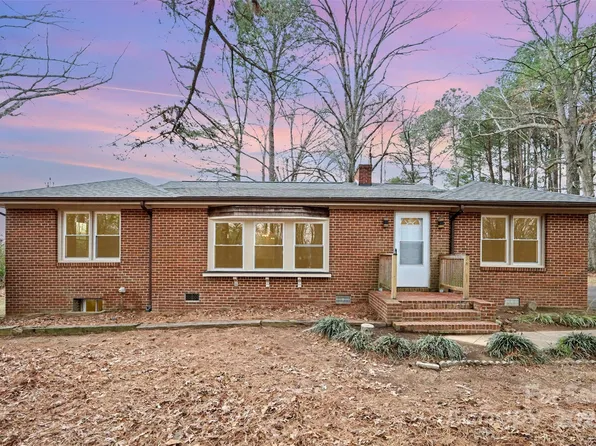 38701 Cranford Rd, New London, NC 28127