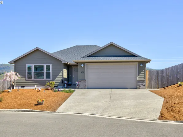 575 Brady Ln, Roseburg, OR 97471