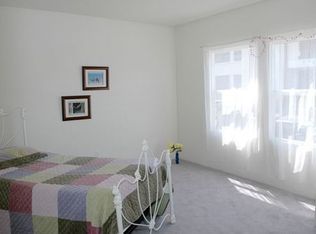 2740 Myrtle St, Oakland, CA 94607