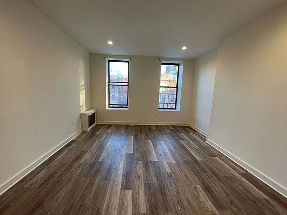 2nd image of 100 W 83rd St #4FF