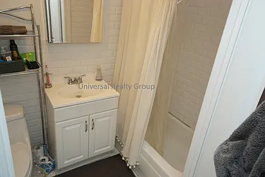 Rented by Universal Realty Group