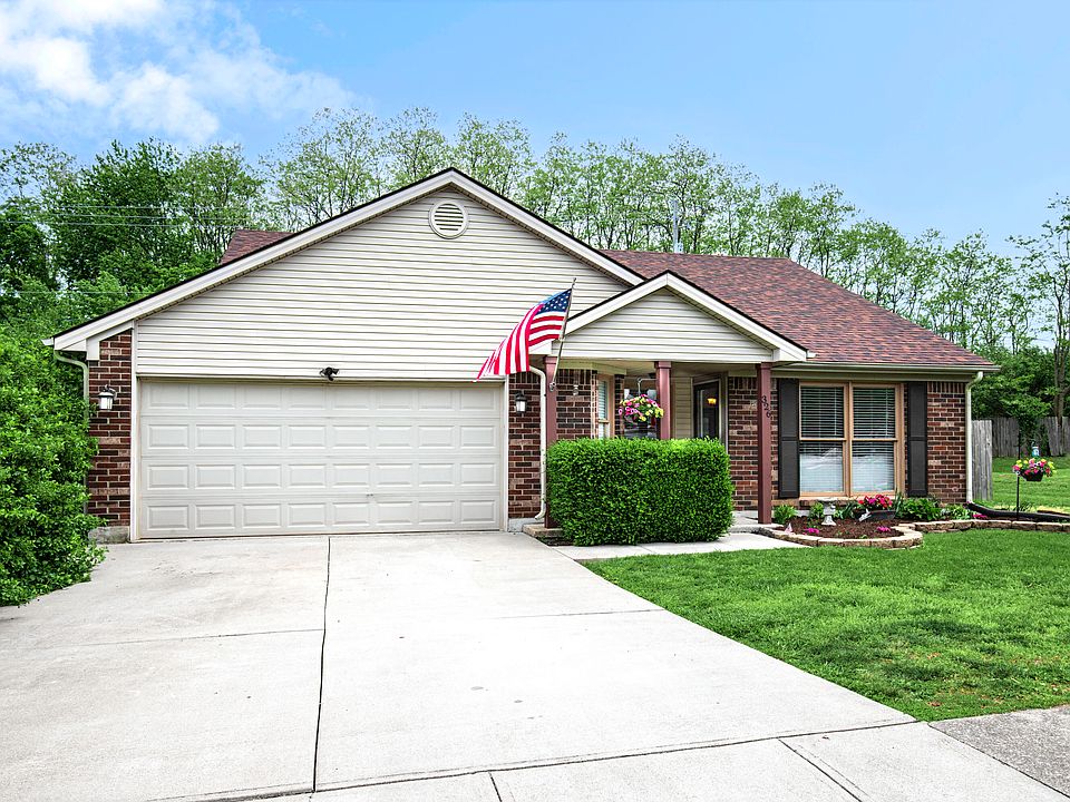 1st image of 326 Dogwood Ct