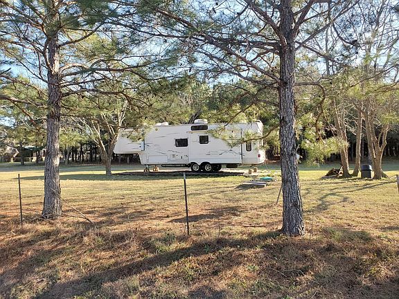 2nd image of 26211A Longenbaugh Dr