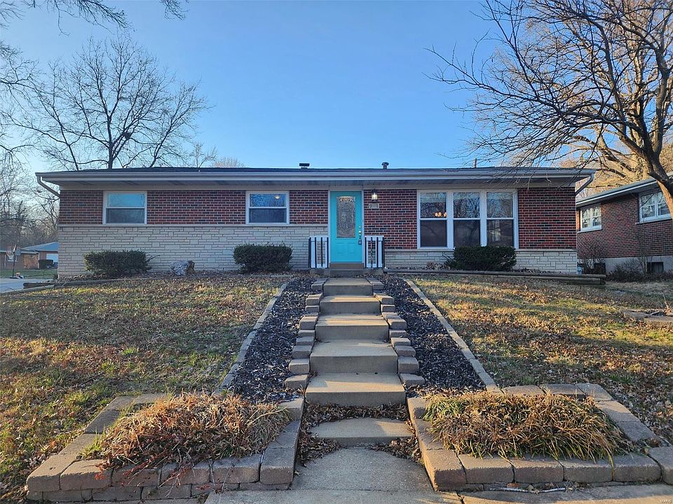 1st image of 901 Dyerdown Ave