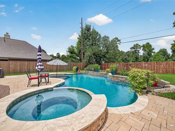 12923 Cambridge Eagle Dr, Houston, TX 77044