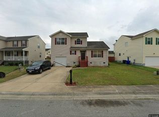 1215 Woods Edge Cir, Suffolk, VA 23434